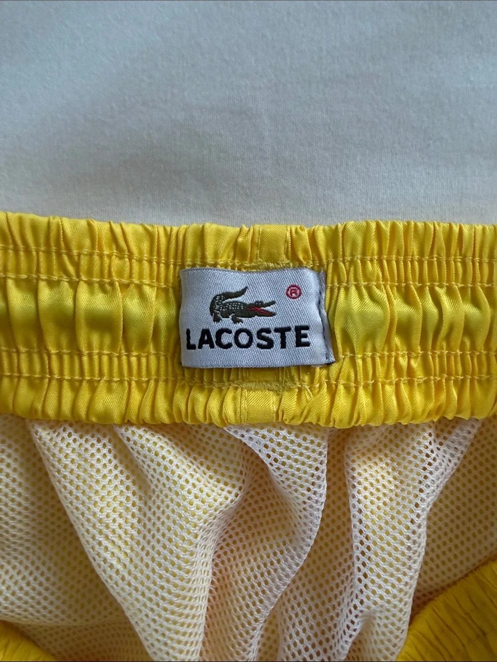 Lacoste preloved interior